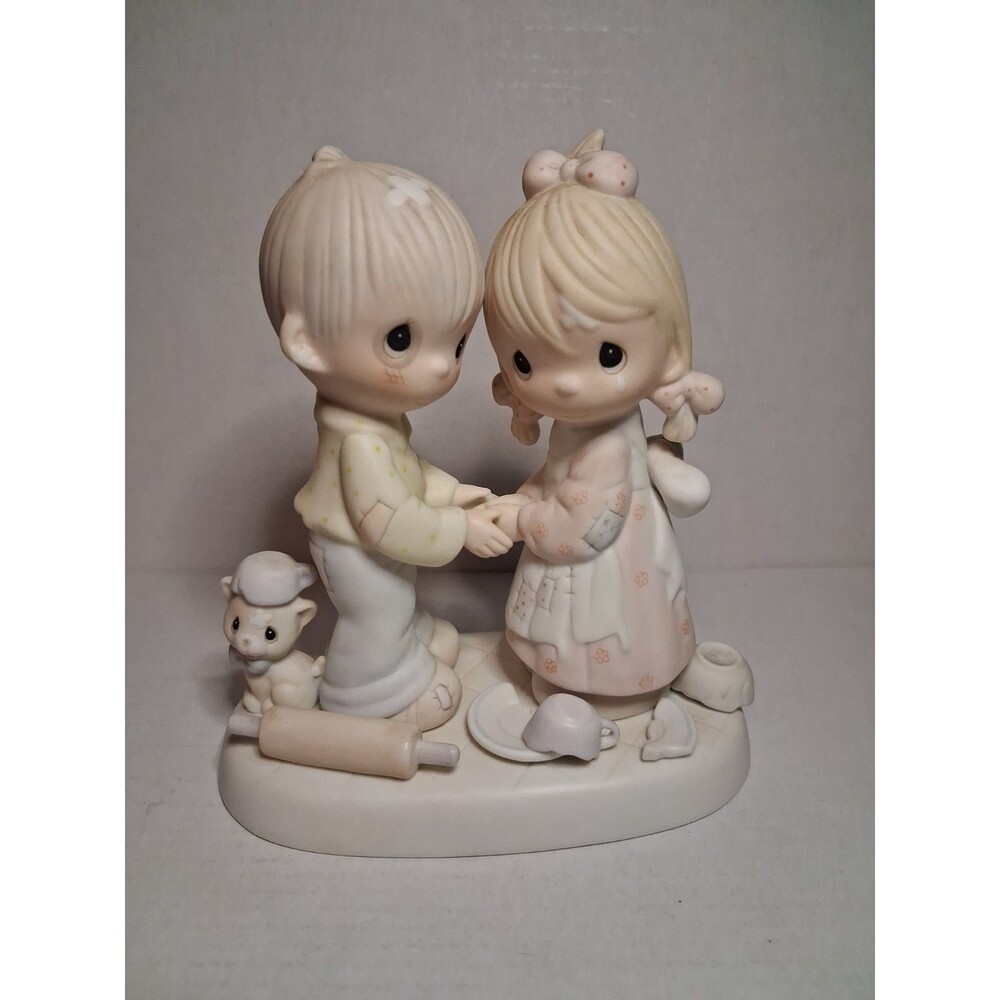 Precious Moments " Forgiving Is Forgetting " Porcelain Figurine (1982)#4